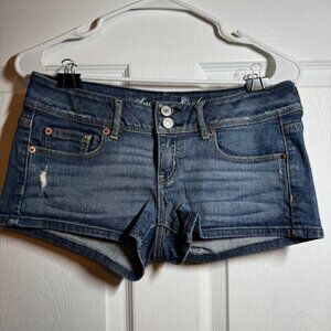 American Eagle Jean Shorts size 4 Double button